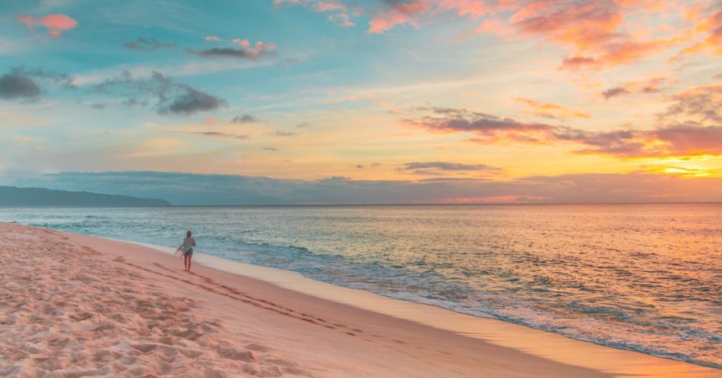 Sunset on the beach | Cool Summer Colour Analysis Guide | What is a True Summer Skin Tone?