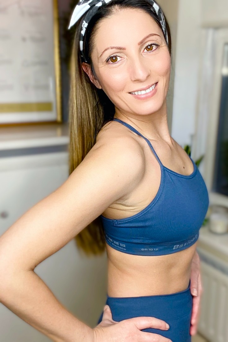 Blue Organic Basics Sportswear Set | Ethical and Sustainable Gymwear | Roberta Lee, London’s Sustainable Stylist, wearing Organic Basics Workout Clothes