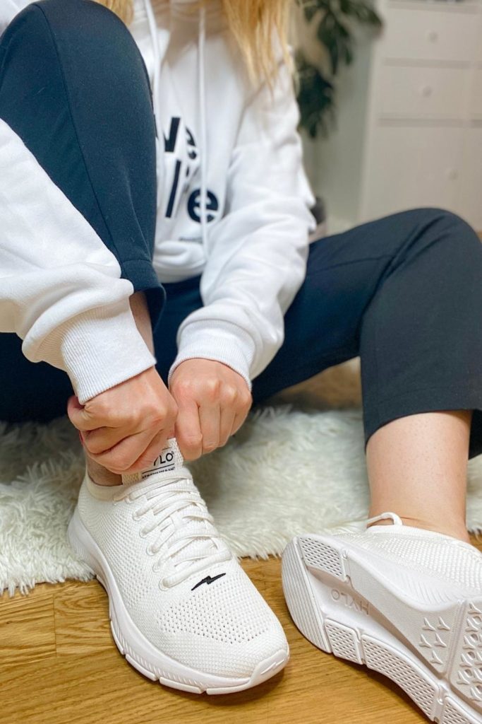 Sustainable white trainers 